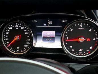 Mercedes-Benz E Class 2.0 E220 D AMG Line Premium G-tronic+