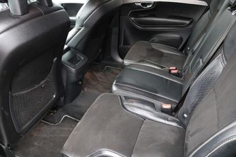 Volvo XC90 R-Design