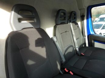 Peugeot Boxer BlueHDi 335 Professional