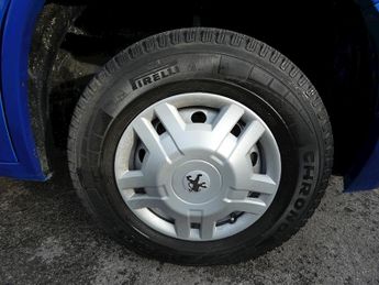 Peugeot Boxer BlueHDi 335 Professional