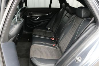 Mercedes-Benz E Class E300de AMG Line