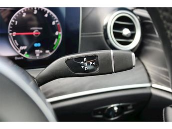 Mercedes-Benz E Class E300de AMG Line