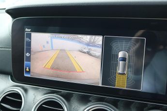 Mercedes-Benz E Class E300de AMG Line