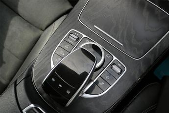 Mercedes-Benz E Class E300de AMG Line