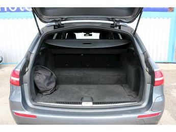 Mercedes-Benz E Class E300de AMG Line