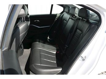 BMW 3 Series 330e M Sport