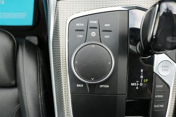 BMW 3 Series 330e M Sport