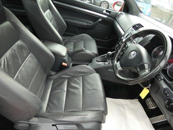 Volkswagen Golf TFSI GTI