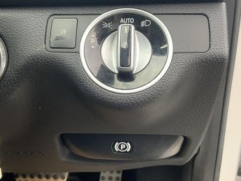 Mercedes-Benz C Class C220 CDI BlueEfficiency AMG Sport