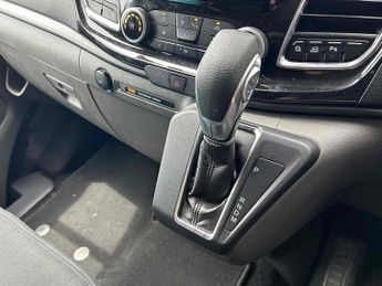 Ford Transit Custom 320 Limited Lr Dciv P/V 2.0 Panel Van Automatic Diesel 2.0 Crew 