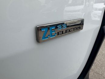 Renault Kangoo Maxi ZE 33kWh Business Panel Van 6dr Electric Auto L3 H1 (i) (60 ps)