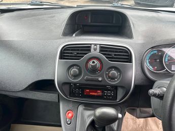 Renault Kangoo Maxi ZE 33kWh Business Panel Van 6dr Electric Auto L3 H1 (i) (60 ps)
