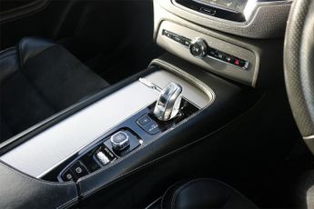 Volvo XC90 h T8 Twin Engine R-Design