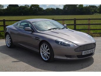 Aston Martin DB9 