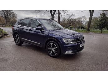 Volkswagen Tiguan TDI BlueMotion Tech SE Navigation