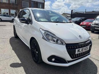 Peugeot 208 PureTech Black Edition