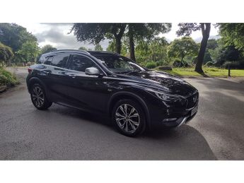 Infiniti QX30 d Premium Tech