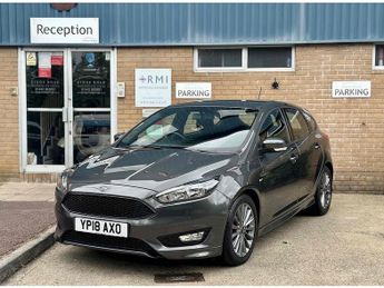 Ford Focus T EcoBoost ST-Line