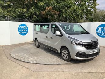 Renault Trafic DCi ENERGY L2 Sport Nav 9 Seater YE70KXF