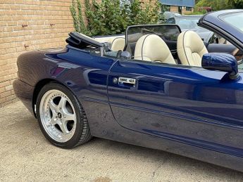 Aston Martin DB7 Volante