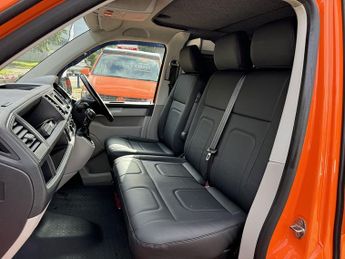 Volkswagen Transporter T6 T32 150 DSG SWB