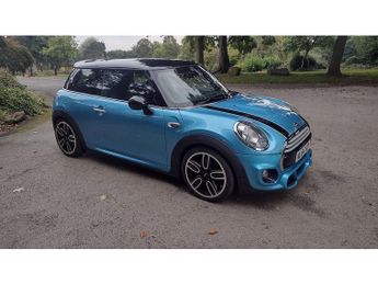 MINI Hatch Cooper