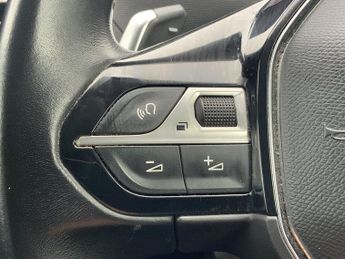Peugeot 3008 BlueHDi Allure