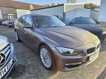 BMW 320 320d Luxury