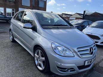 Mercedes B Class 2.0 B200 CDI SE MPV 5dr Diesel CVT (146 g/km, 140 bhp)