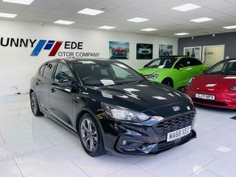 Ford Focus T EcoBoost ST-Line