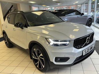 Volvo XC40 B4 MHEV R-Design Pro