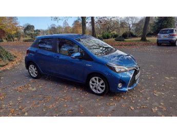 Toyota Yaris VVT-h Sport