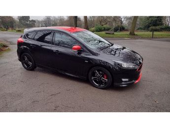 Ford Focus T EcoBoost Zetec S Black Edition