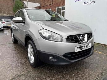 Nissan Qashqai 1.6 Acenta SUV 5dr Petrol Manual 2WD Euro 5 (s/s) (117 ps)