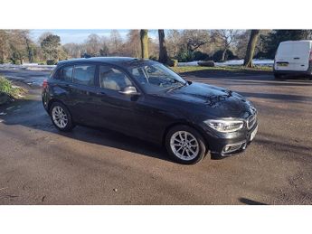 BMW 118 118i SE Business