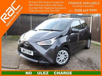 Toyota AYGO VVT-i x-play