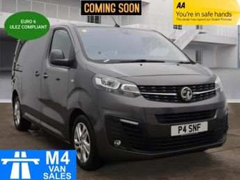 Vauxhall Vivaro Turbo D 3100 Elite SWB L/R A/C FSH Euro 6