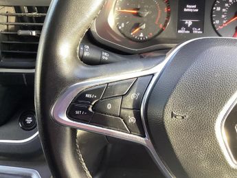 Renault Trafic dCi Blue 30 Sport+ LWB L/R A/C FSH Euro 6