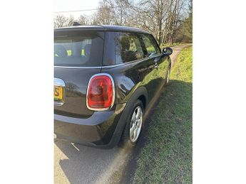 Mini Hatch One