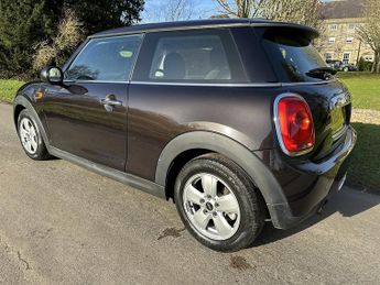 Mini Hatch One