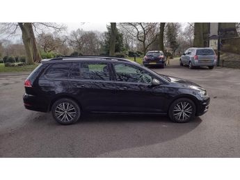 Volkswagen Golf TDI SE Nav