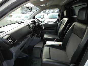 Vauxhall Vivaro Turbo D 2900 Edition