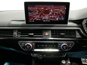 Audi A4 Avant TFSI Black Edition