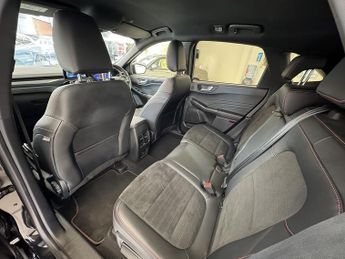 Ford Kuga EcoBoost Duratec ST-Line
