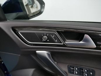 Volkswagen Golf SV TDI GT