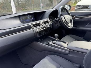 Lexus GS 300h SE