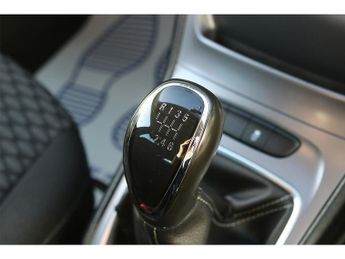 Vauxhall Astra CDTi ecoTEC BlueInjection Design