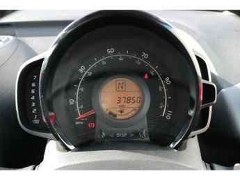 Toyota AYGO VVT-i x-play