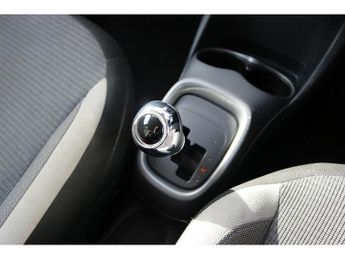 Toyota AYGO VVT-i x-play
