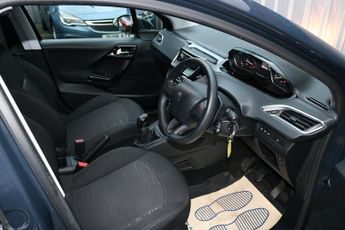 Peugeot 208 BlueHDi Access